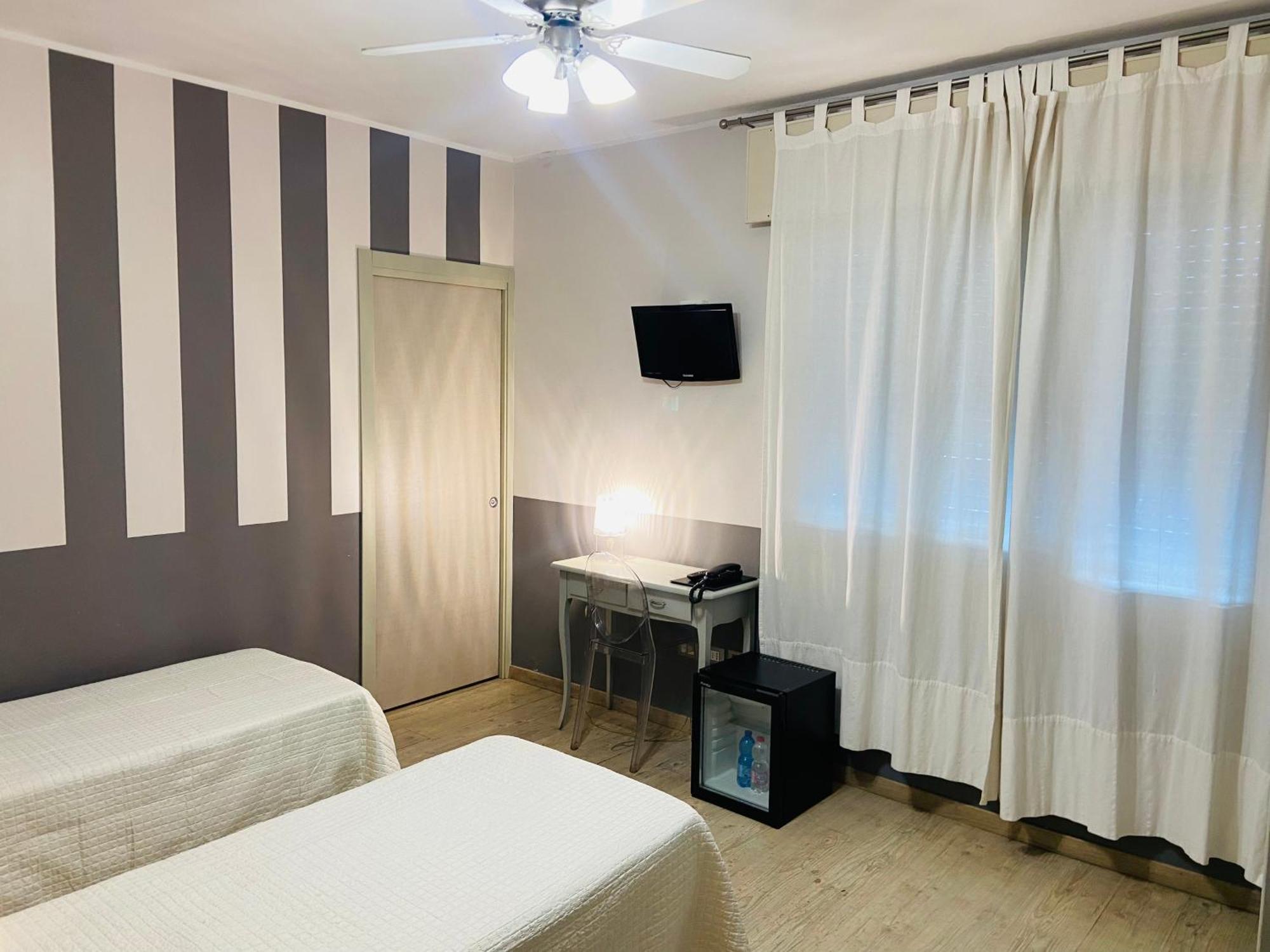 Hotel Volta Padova Esterno foto
